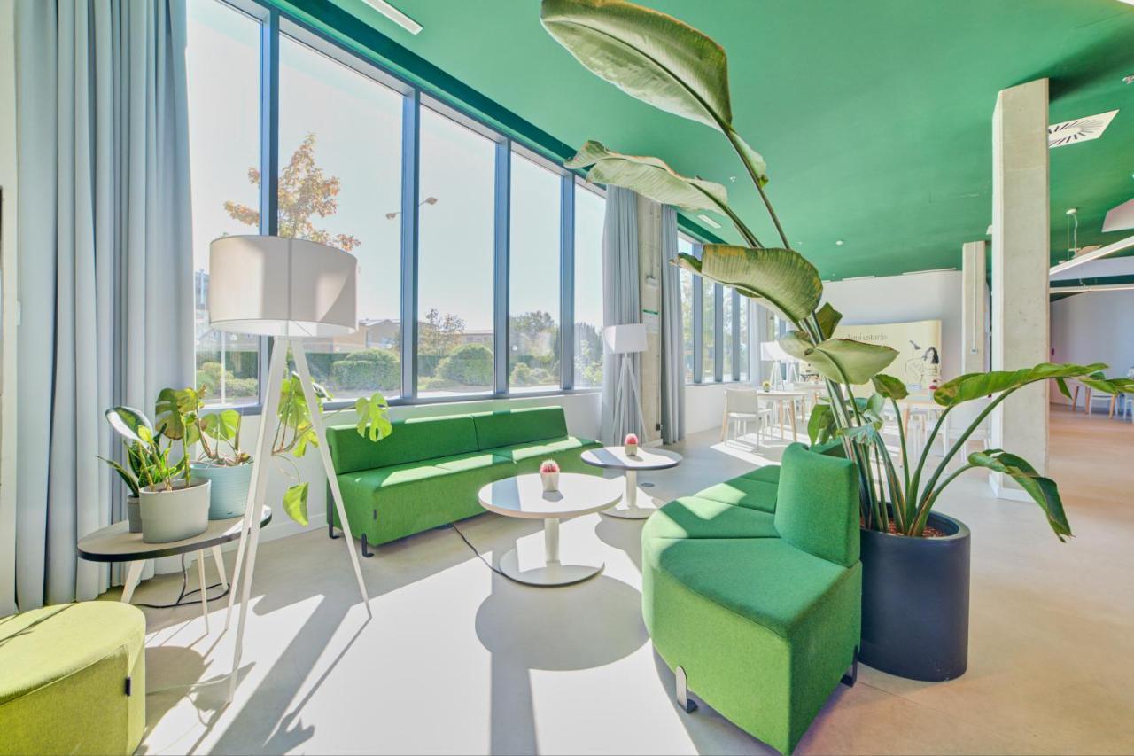 And Coliving *